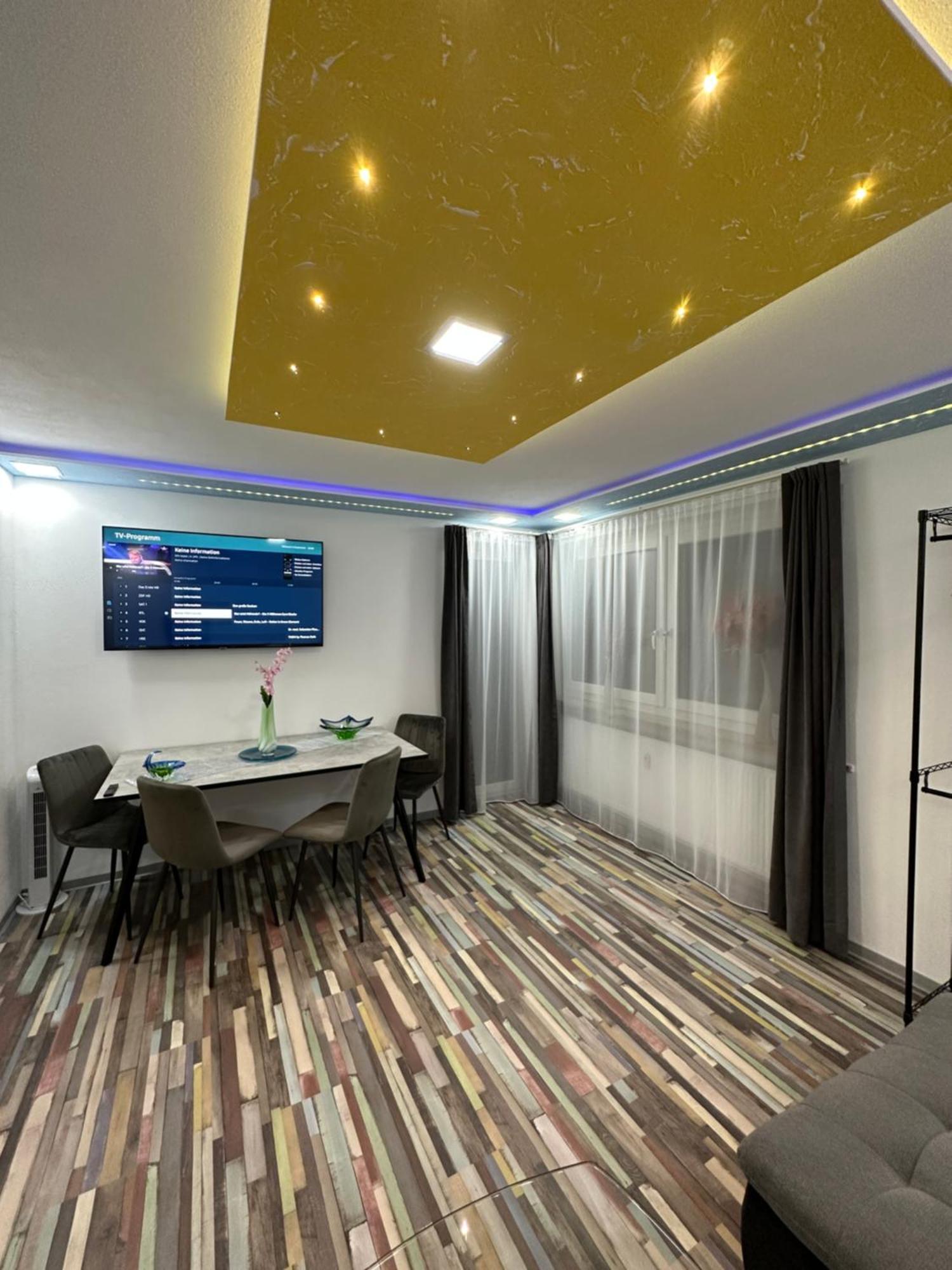 Modern Apartments Neuburg P - Top - 2 Zimmer, Komfort, Balkon, Wi-Fi, Smart Tv, Grosse Dusche, Kueche Neuburg an Der Donau Zewnętrze zdjęcie